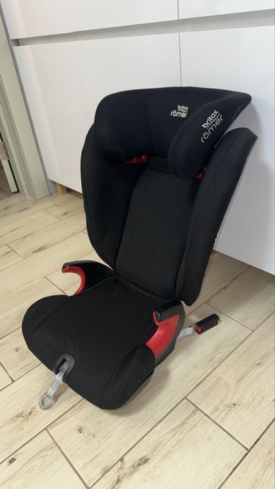 Продам автокрісло Britax romer SL