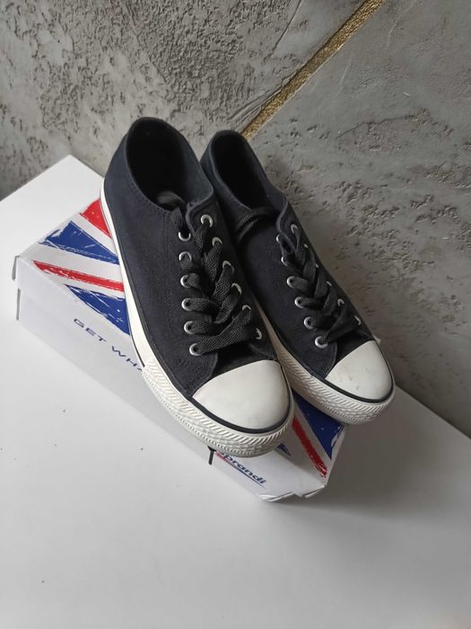 Buty sportowe trampki