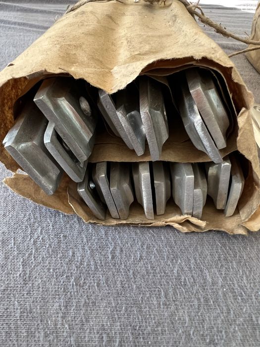 Szyld do drzwi 8 sztuk aluminiowy 24x3.5 PRL