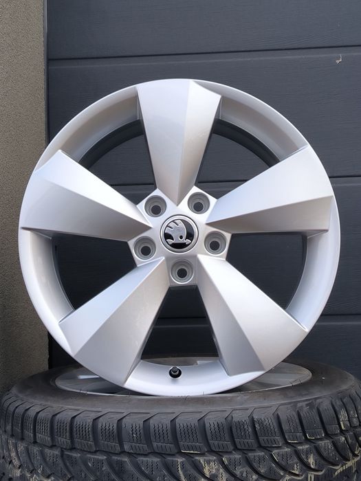 Диски оригінал Skoda r17 5x112