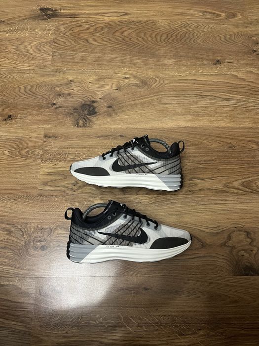 Кроссовки Nike Lunar Roam