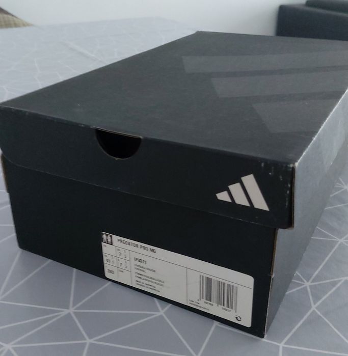 Chuteiras Adidas Predator PRO - tamanho 41 1/3 - Multiground