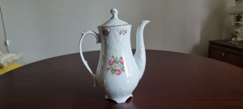 Porcelanowy dzbanek Ćmielów na herbatę lub kawę