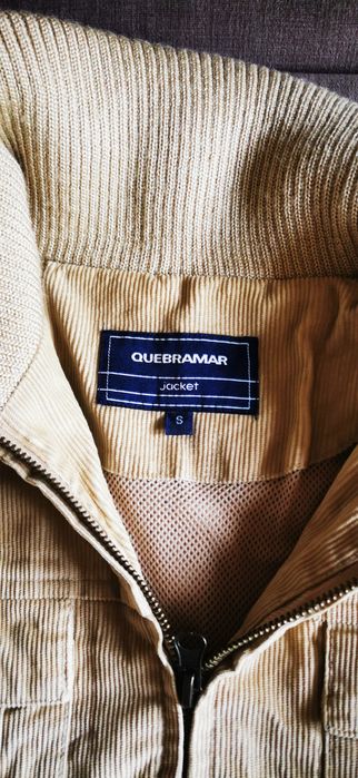 Jaqueta beje da Quebramar