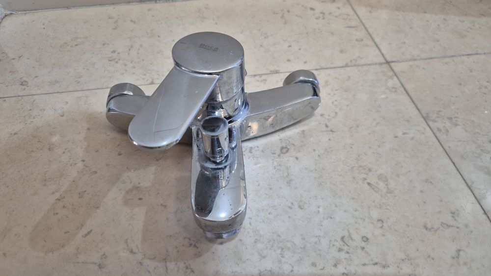 Conjunto torneiras Zénite,  Roca