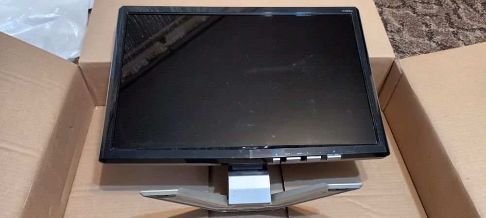 Монитор Acer P193W 19 дюймов в рабочем состоянии!