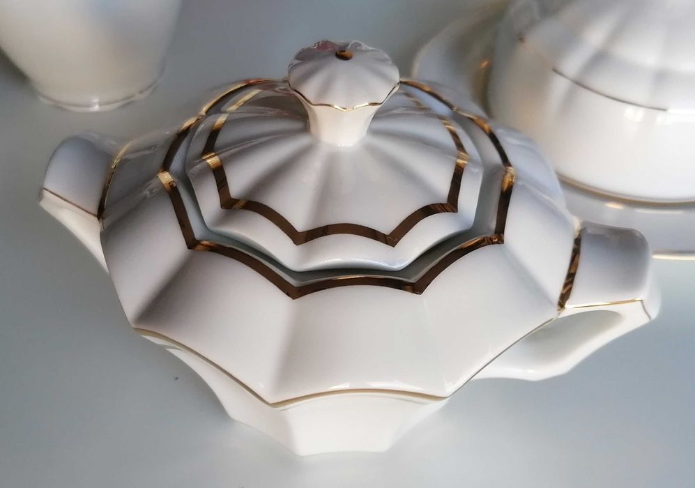 Loiças muito antigas