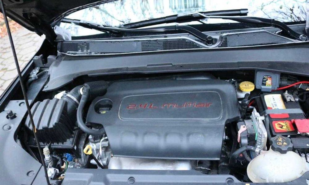Продам jeep cherokee 2023