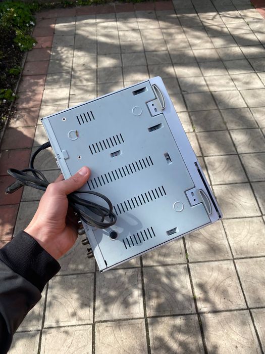 Спутніковий тюнер