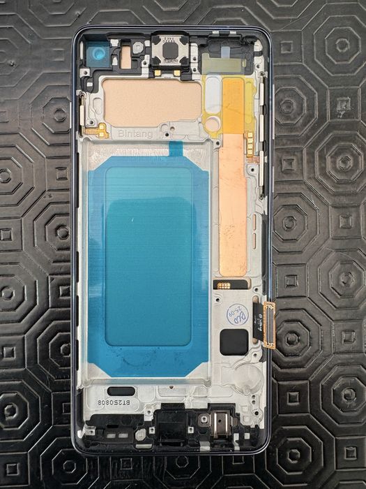 Ecra (TFT) e Tampa Samsung S10