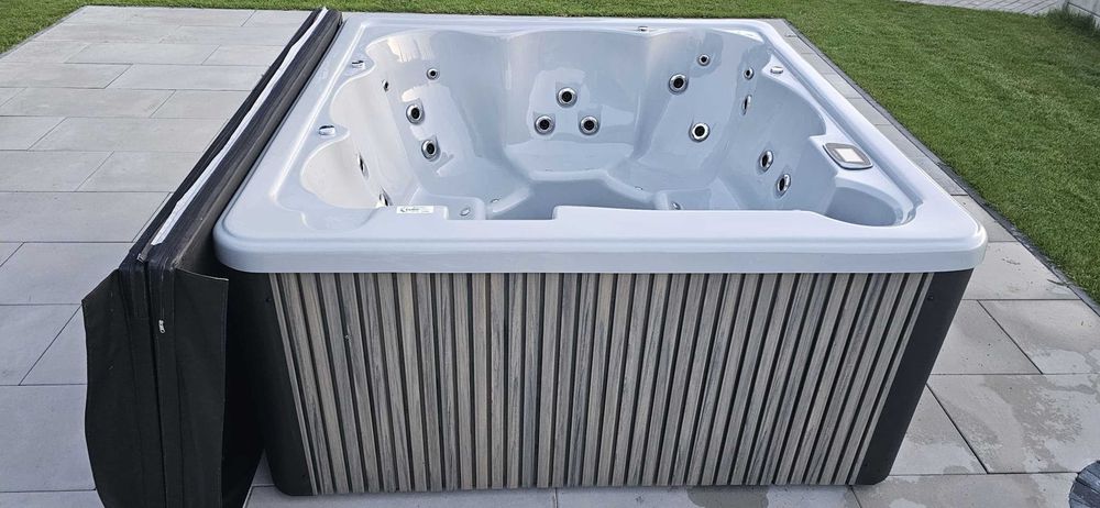 JACUZZI 6 całoroczne SPA jakuzi wanna beczka balia ogrodowa