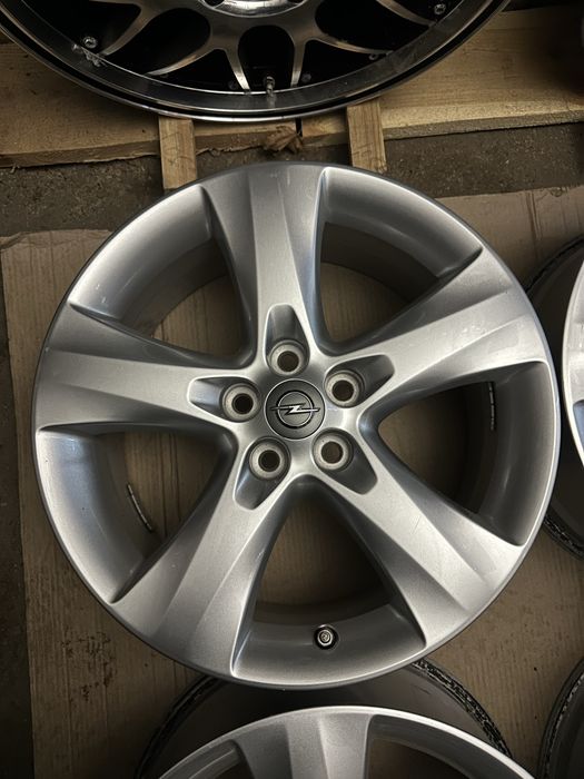 Диски R17 5x105/7J/ET42 Opel/Chevrolet/Bucik/Germany/