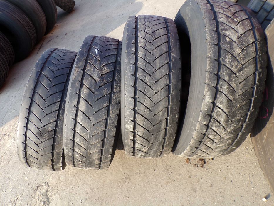 Opona 245/70R17.5 GOODYEAR KAMAX D (250 netto/szt)