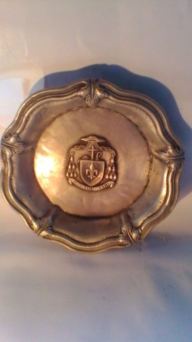 Taça estanho gravada com símbolo Escuteiros de Braga.