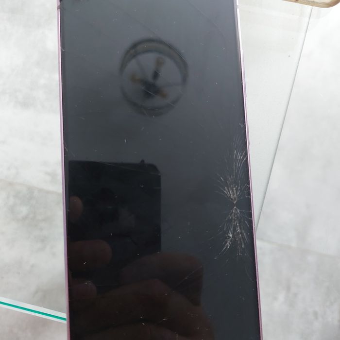 Samsung galaxy S20 FE zbity ekran