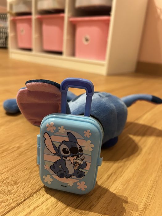 Piórnik  Stich na zasuwak