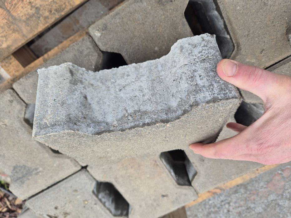 Kostka brukowa kość 8cm Libet