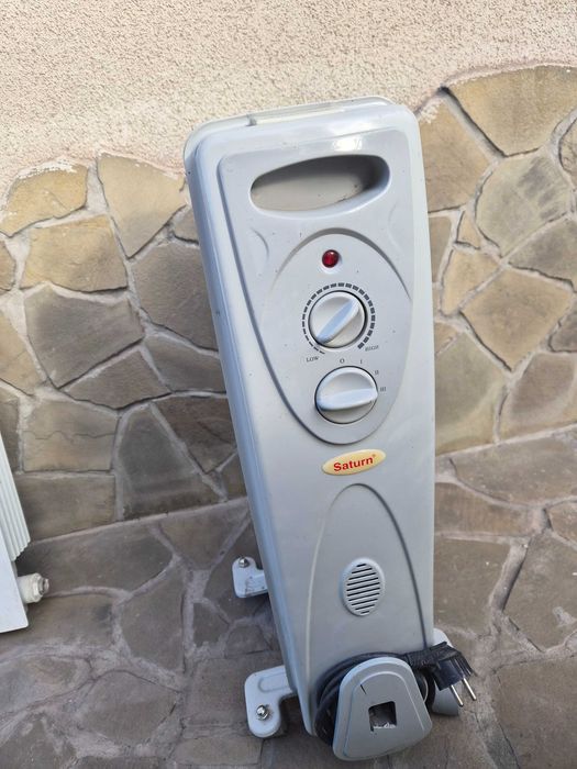 Радіатор опалення масляний DeLonghi, Saturn