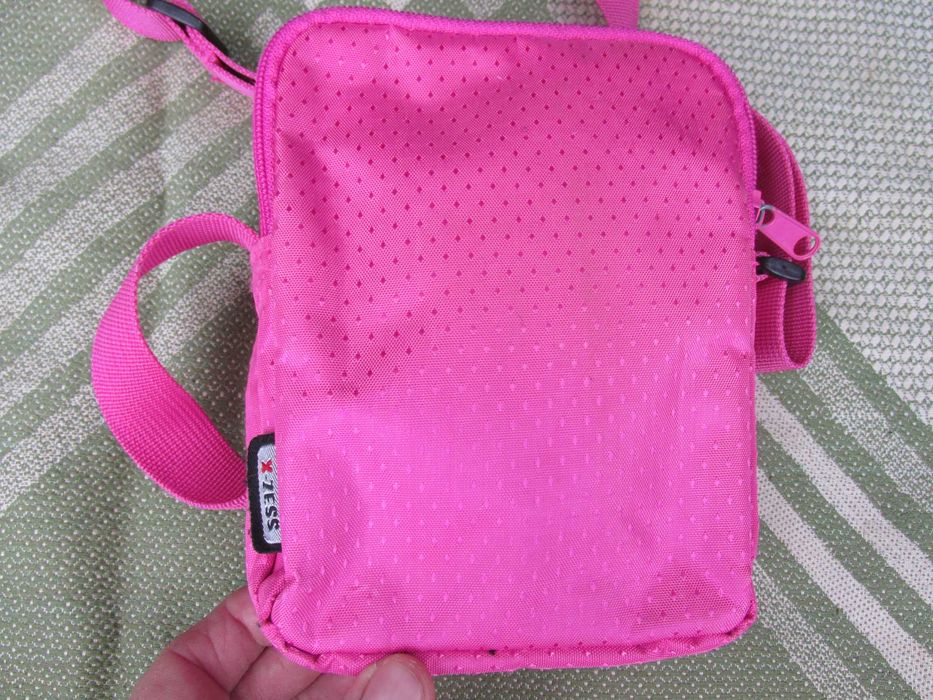 Сумка для девочки через плечо