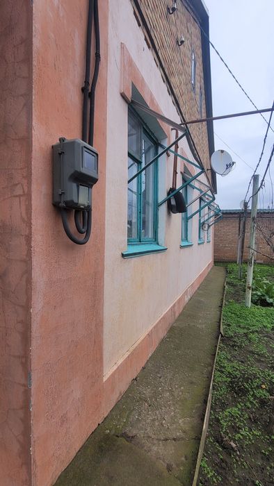 Продам будинок,Інститут