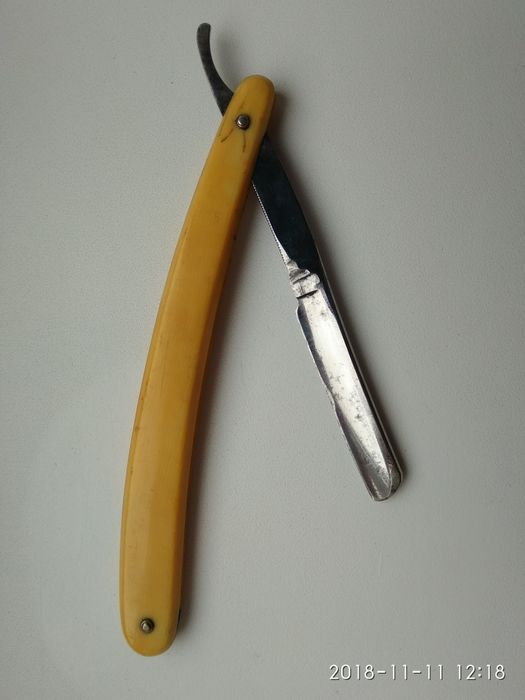 Продам бритву J. A. Henkel solingen