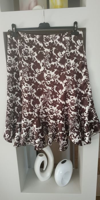 Spódnica w rozmiarze L