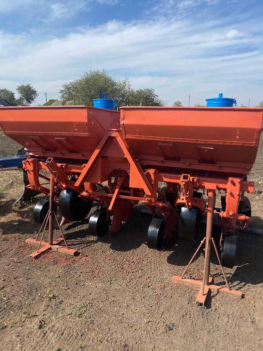 Картоплесажалка СН4-Б