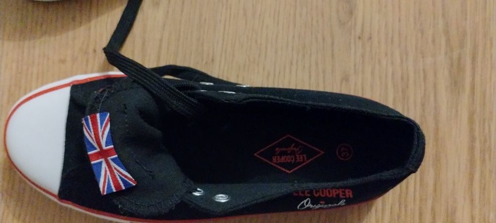 Nowe trampki Lee Cooper r.37