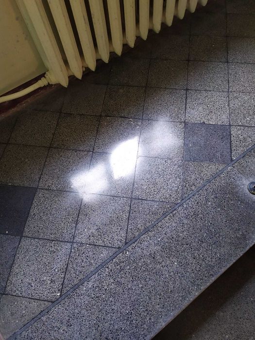 Szlifowanie, renowacja posadzek marmur, lastryko, granit, beton.