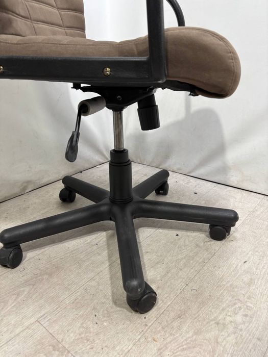 Офісне крісло Атлант Велюр