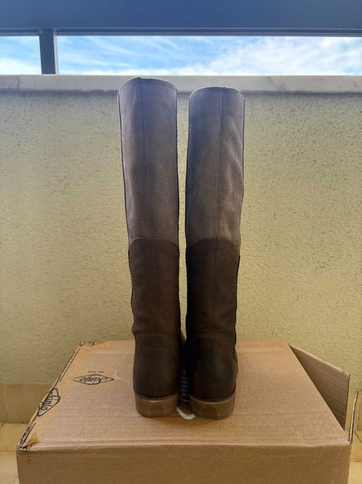 Botas castanhas pele e camurça Pull & Bear