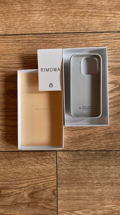 Luksusowe Etui RIMOWA Aluminium iPhone 15 pro (Silver / Srebrne) + Pudełko