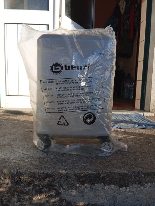 Trolley De Cabina Plata Benzi