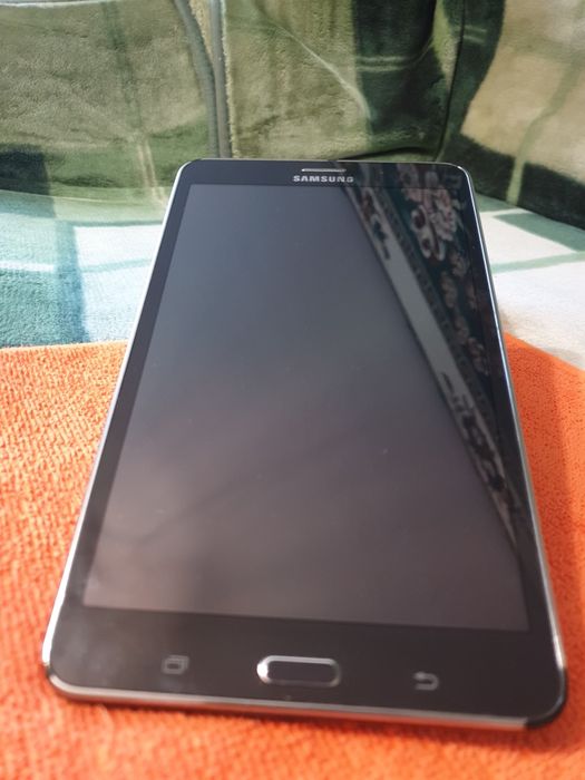 Планшет Samsung Galaxy tab 4 SM-T231