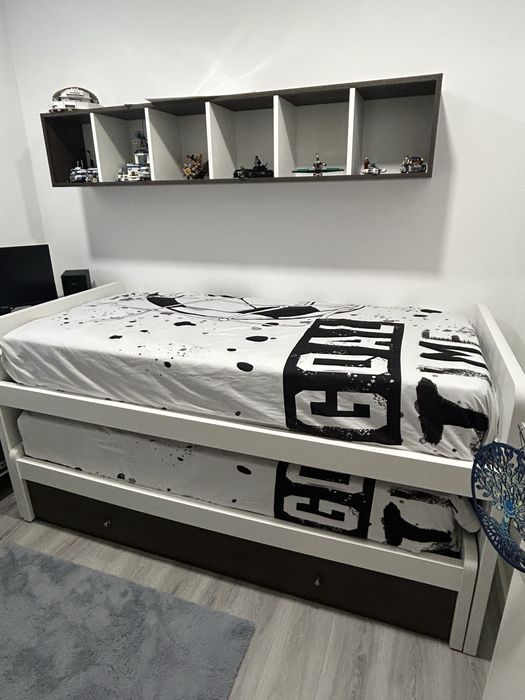 Cama de solteiro com 2 cama mais gaveta de arrumos