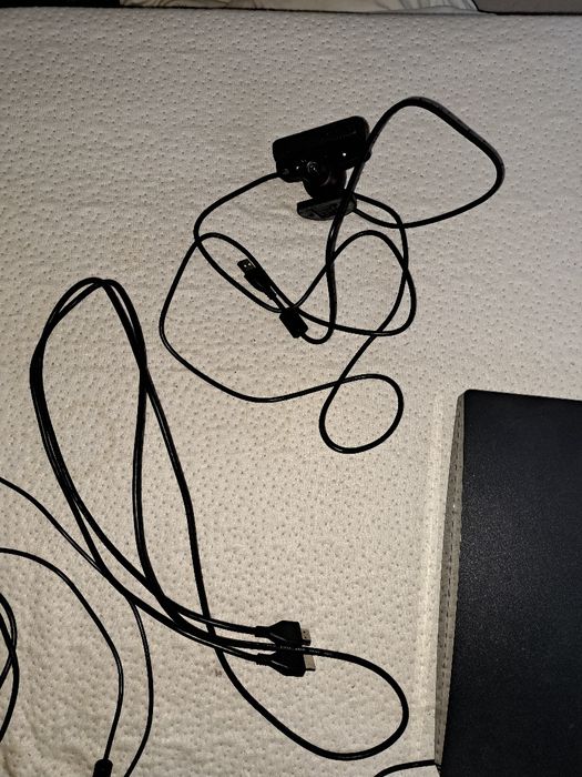 PlayStation 3 z akcesoriami – idealny zestaw do grania!