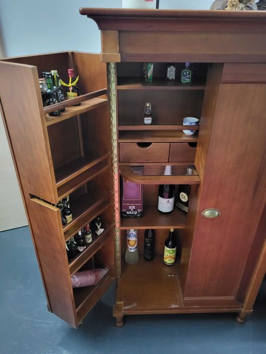 Movél bar em  Cerejeira