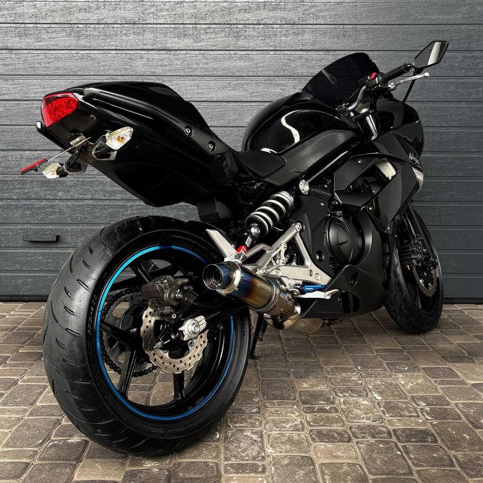 Продам мотоцикл Kawasaki Ninja 400R (0685)