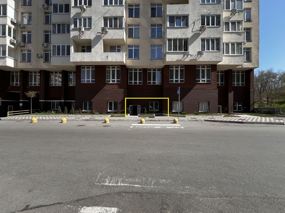 Оренда фасадного приміщення 115м2|Під будь-який бізнес