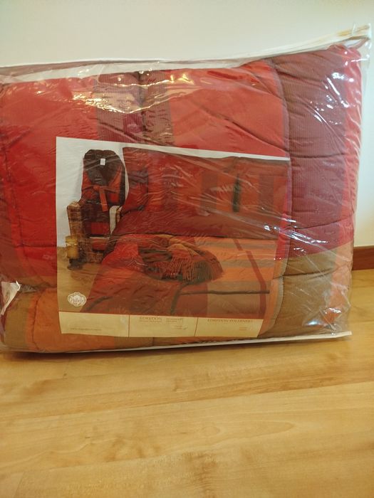 Conjunto edredão, lençóis e toalhas Piubelle