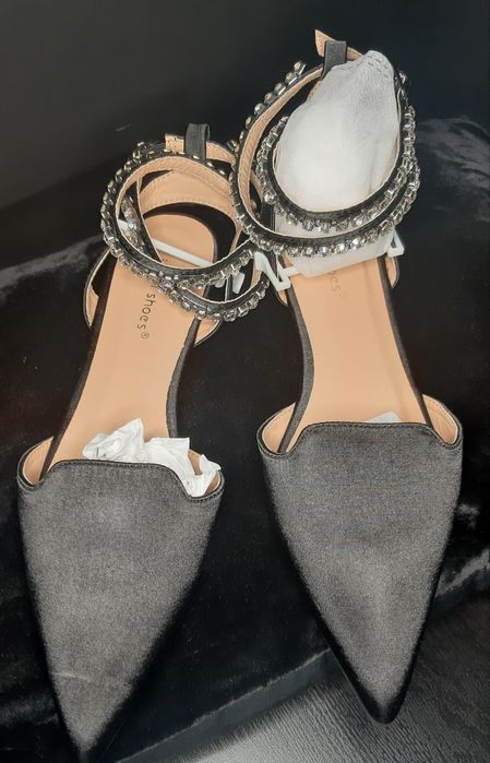 Mules/Stileto preto Tam 38 salto raso