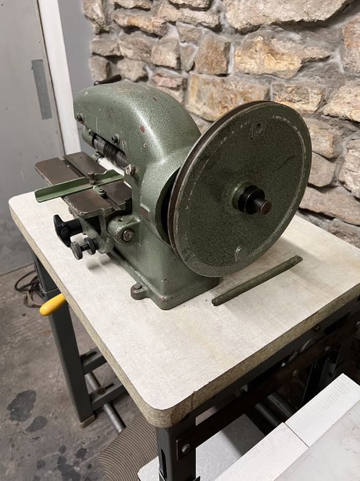 MÜLLER & KURTH машинка для порізки шкіри