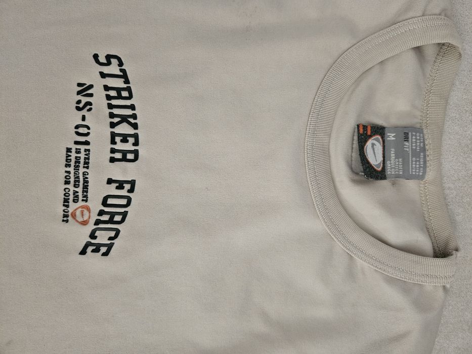 T-shirt Nike M bezowy meski młodzieżowy