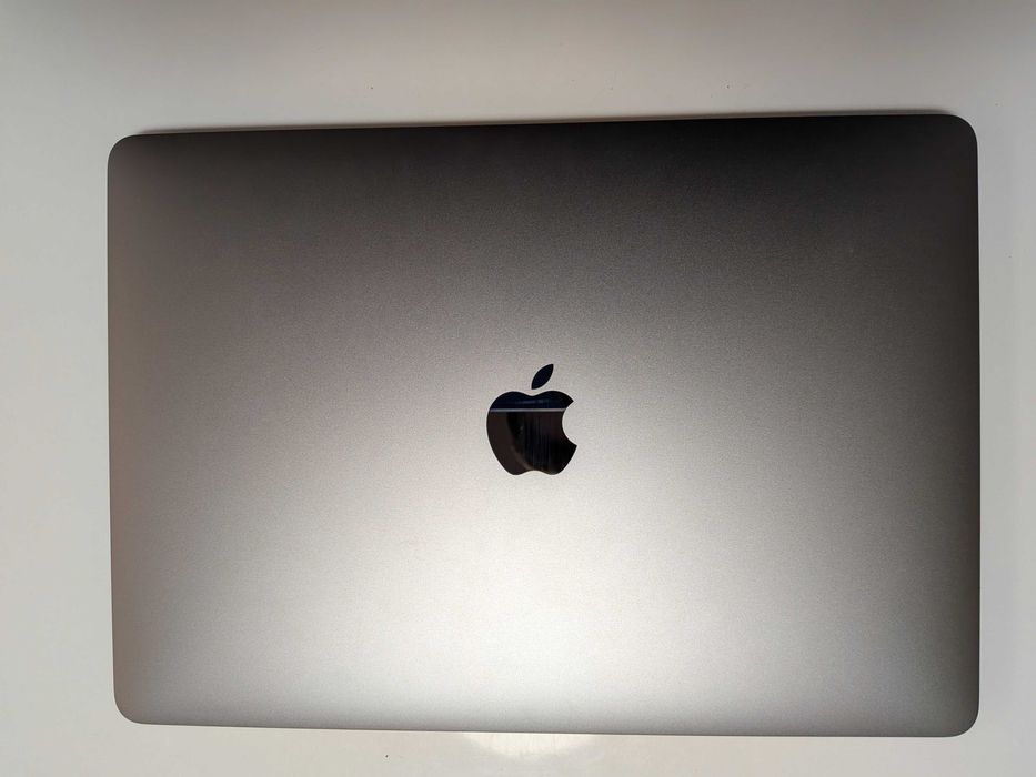 Apple MacBook Pro 13'' 2017 i5-3,1GHz 8GB 256GB SSD Touch Bar Touch ID