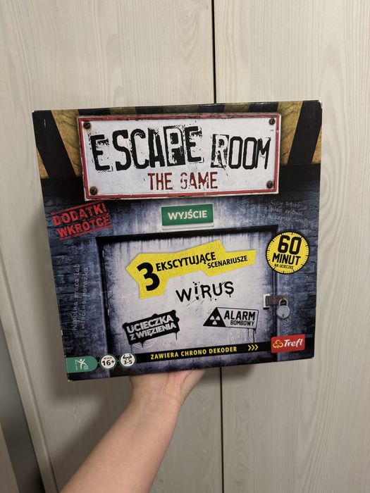 Gra logiczna gra umysłowa gra planszowa Escape Room Trefl 3-5 osób wiek 16+