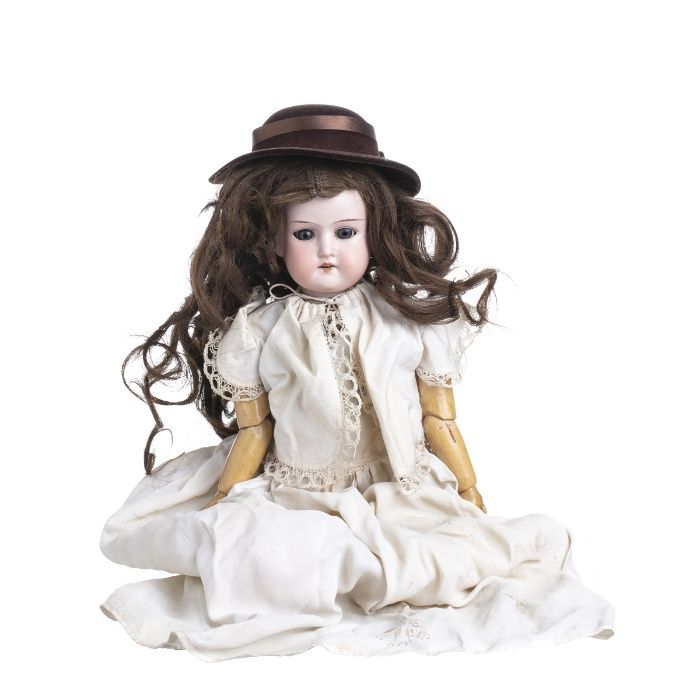 Boneca Armand Marsaille
