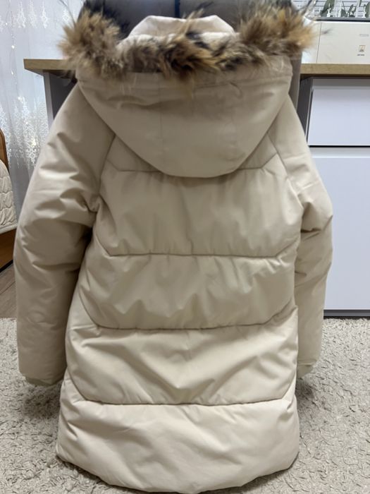 Куртка зимова, розмір 146