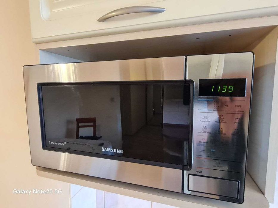 Kuchenka mikrofalowa SAMSUNG ME83M Inox 800W