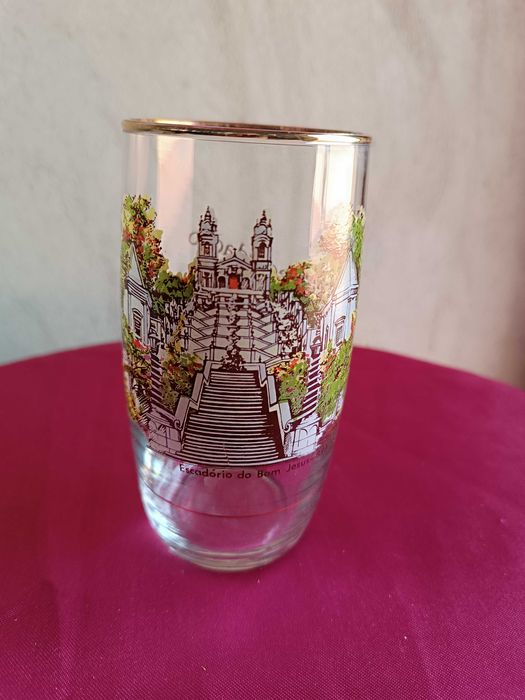 Copo de recordação do Bom Jesus de Braga, antigo.