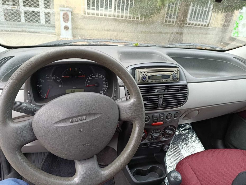 Vendo um punto 1999 a gasolina so Vendo esta impecável foto 4
